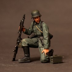 1/35 German Machine Gunner 1939-42