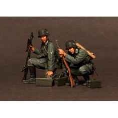 1/35 German Machine Gunner MG 34 Team 1939-42 (2 figures)