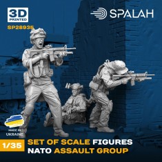1/35 NATO Assault Group (3 figures)