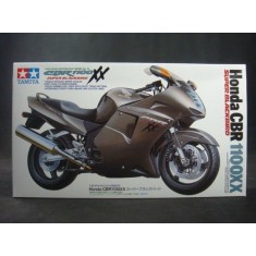 1/12 Honda CBR1100XX Super Blackbird
