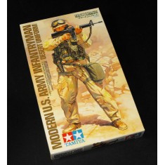 1/16 Modern US Infantryman - Desert Uniform