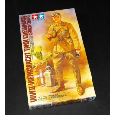 1/16 WWII Afrika Korps Tank Crewman
