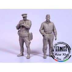 1/35 Soviet Officers, Tankman and Infantryman, Summer 1941-45 (2 Figures)