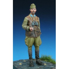 1/35 Hungarian Panzer Officer 