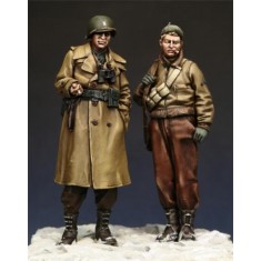 1/35 US G.I. Officer and NCO (2 Figures)