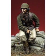 1/35 Hungarian Motorized Artillery Officer 