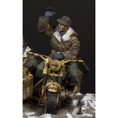 1/35 German Motorcyclist #3 