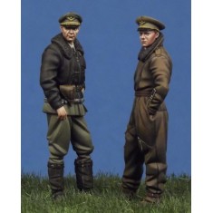 1/35 WWII Royal Hungarian Air Force Pilots (2 figures)
