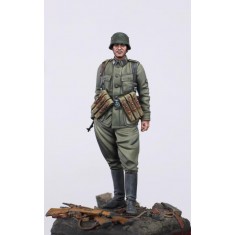 1/35 WWII Soldier #1 22. SS-Freiwilligen Kavallerie-Division Maria Theresia