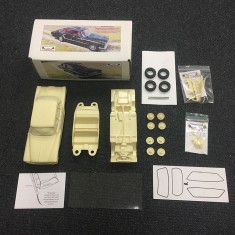1/25 Chrysler Valiant R Series Kerbside Pack