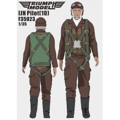 1/35 IJN Pilot Vol.10 - Walking Pose (Right Leg Forward)