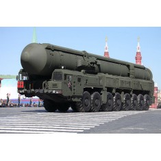 1/35 15U175 TEL of RS-12M1 Topol-M ICBM complex