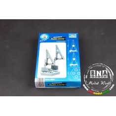 Model Clamp/Clips for Holding Newly Cemented or Painted Parts