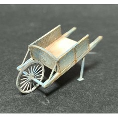 1/35 Wooden Wheelbarrow