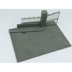 1/35 Street Base with Wall (21cm x 15cm)