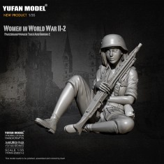 1/35 WWII Female Tank Crew for Panzerkampfwagen Tiger Ausfuhrung E Vol.2