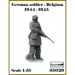 1/35 German Soldier, Belgium 1944-1945 1/35 German Soldier, Belgium 1944-1945