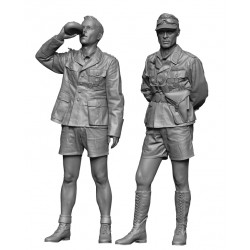 1/35 WWII German Dak Officer set (2 figures) 1/35 WWII German Dak Officer set (2 figures)