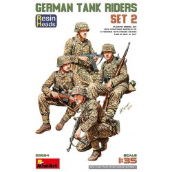 1/35 German Tank Riders with Resin Heads Set #2 (4 figures) 1/35 German Tank Riders with Resin Heads Set #2 (4 figures)