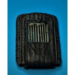 1/35 Opel Blitz 1.5 Ton Winter Radiator Cover (Opened) 1/35 Opel Blitz 1.5 Ton Winter Radiator Cover (Opened)