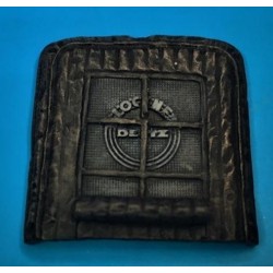 1/35 Deutz KHD S3000 Winter Radiator Cover (Opened) 1/35 Deutz KHD S3000 Winter Radiator Cover (Opened)