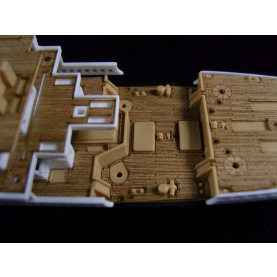 1/700 RMS Titanic Wooden Deck for Academy kit #14214 1/700 RMS Titanic Wooden Deck for Academy kit #14214