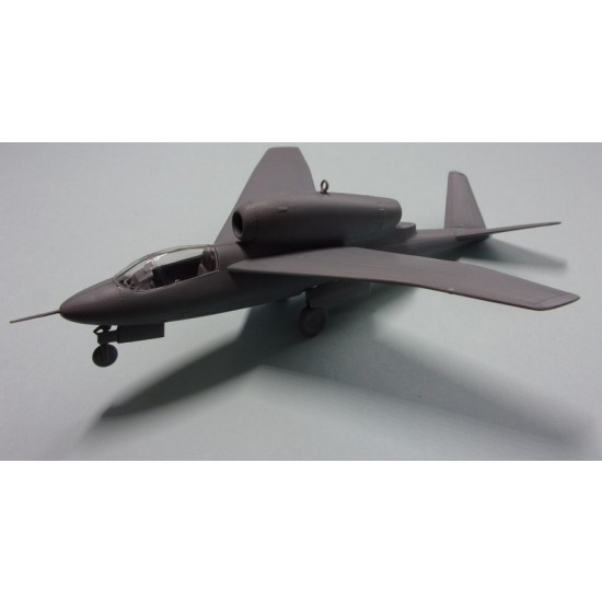 1/72 Heinkel He 162C Salamander Jet Fighter 1/72 Heinkel He 162C Salamander Jet Fighter