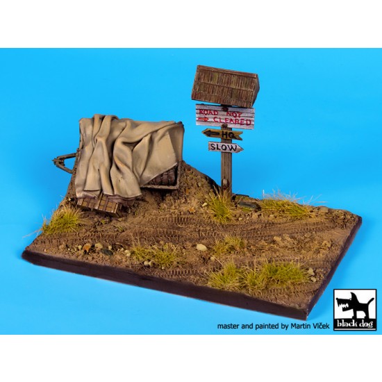 1/35 Road Section with Trailer Base (145mm x 90mm)