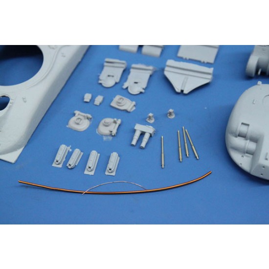 1/35 Skink 20mm Quad. AA Tank 1/35 Skink 20mm Quad. AA Tank