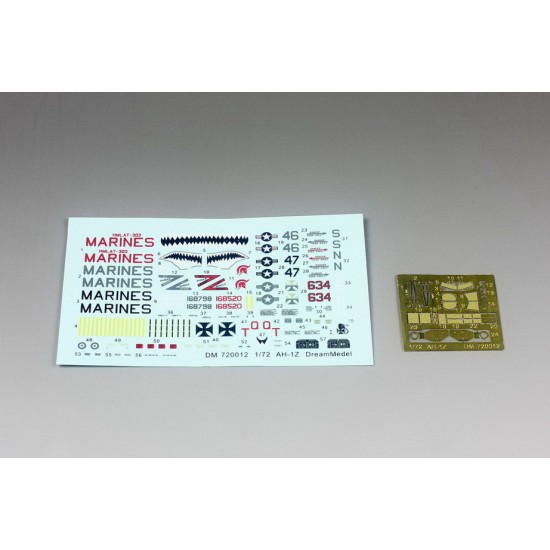 1/72 USMC Bell AH-1Z Viper 1/72 USMC Bell AH-1Z Viper
