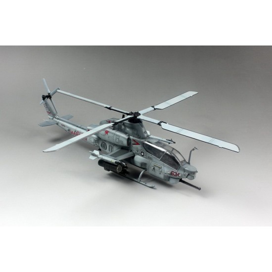 1/72 USMC Bell AH-1Z Viper 1/72 USMC Bell AH-1Z Viper