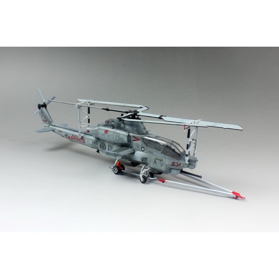 1/72 USMC Bell AH-1Z Viper 1/72 USMC Bell AH-1Z Viper