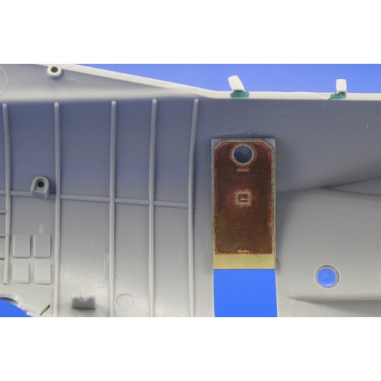 Colour Photoetch for 1/72 Lockheed C-130 Hercules Interior for Italeri kit