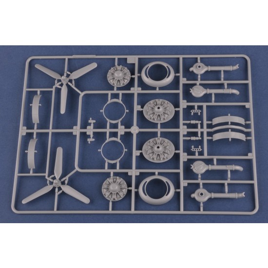 1/32 Consolidated B-24D Liberator 1/32 Consolidated B-24D Liberator
