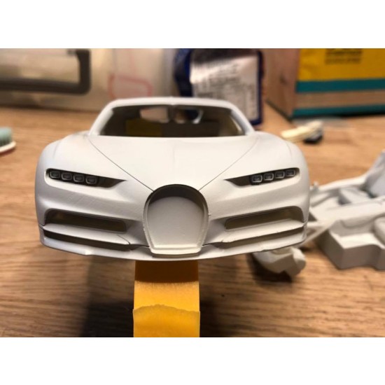 1/24 Bugatti Chiron (resin kit) 1/24 Bugatti Chiron (resin kit)
