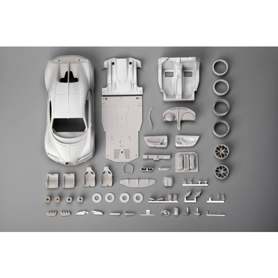 1/24 Bugatti Chiron (resin kit) 1/24 Bugatti Chiron (resin kit)