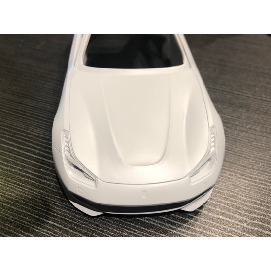 1/24 Ferrari 812 Super Fast (resin kit) 1/24 Ferrari 812 Super Fast (resin kit)