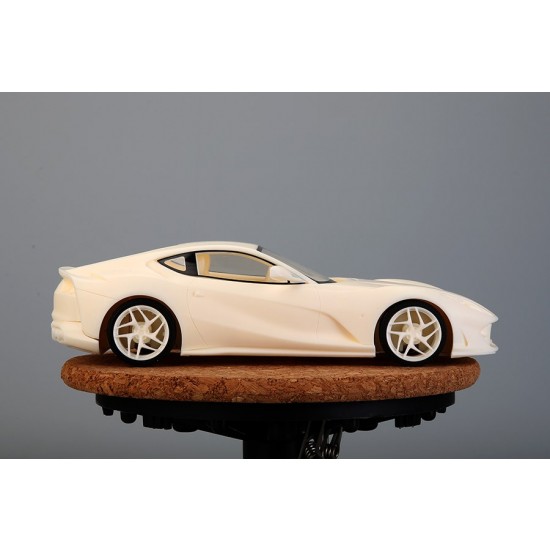 1/24 Ferrari 812 Super Fast (resin kit) 1/24 Ferrari 812 Super Fast (resin kit)
