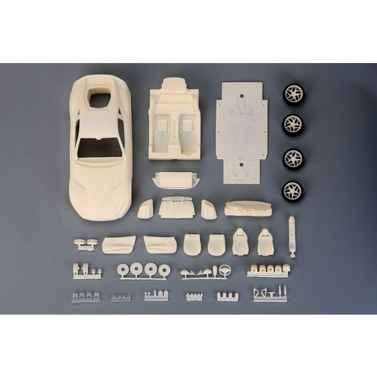1/24 Ferrari 812 Super Fast (resin kit) 1/24 Ferrari 812 Super Fast (resin kit)