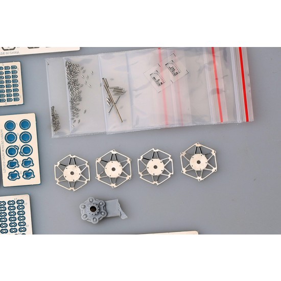 1/12 Ducati 1199 Panigale S Detail-up Set for Tamiya kit (PE+Resin+Metal parts) 1/12 Ducati 1199 Panigale S Detail-up Set for Tamiya kit (PE+Resin+Metal parts)