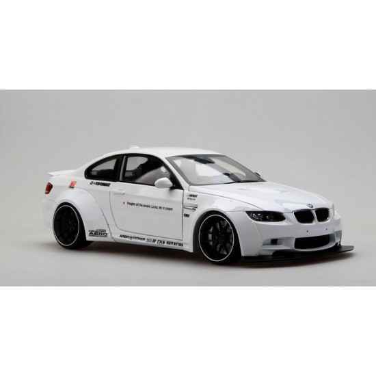1/18 LB-Performance BMW M3 E92 Wide Body Transkit/Conversion set 1/18 LB-Performance BMW M3 E92 Wide Body Transkit/Conversion set