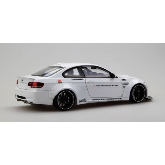 1/18 LB-Performance BMW M3 E92 Wide Body Transkit/Conversion set 1/18 LB-Performance BMW M3 E92 Wide Body Transkit/Conversion set