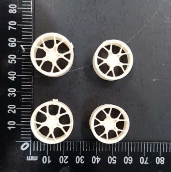 1/24 Bugatti Chiron Wheels for Zero-400-Zero (Decal & Resin Wheels) 1/24 Bugatti Chiron Wheels for Zero-400-Zero (Decal & Resin Wheels)