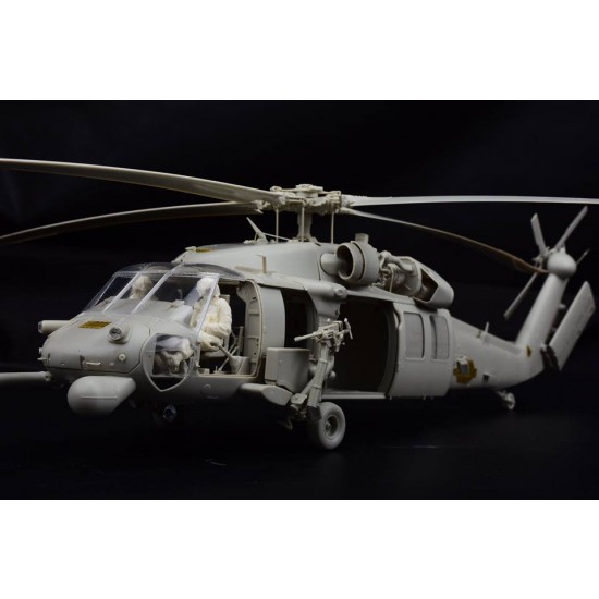 1/35 Sikorsky HH-60G Pave Hawk (2 figures incl)