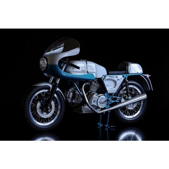 1/9 Fulldetail Kit: Ducati 750 Super Sport 1974 1/9 Fulldetail Kit: Ducati 750 Super Sport 1974