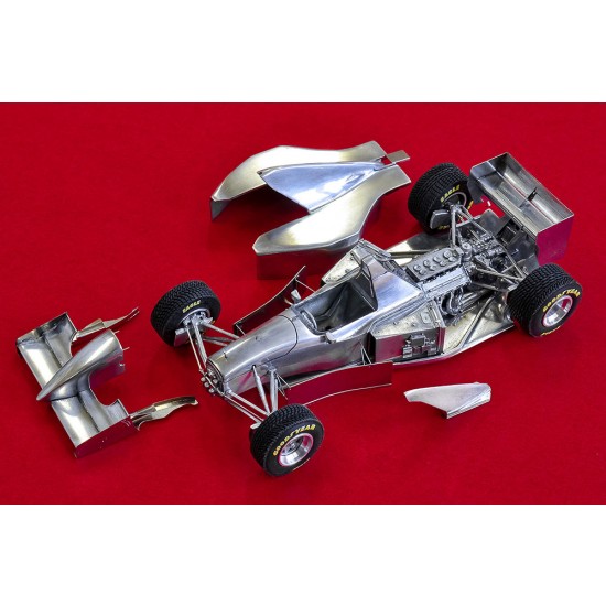 1/43 McLaren MP4/8 Ver.A 1993 Rd.2 Brazilian GP/Rd.3 European GP #7 M.Andretti/#8 A.Senna 1/43 McLaren MP4/8 Ver.A 1993 Rd.2 Brazilian GP/Rd.3 European GP #7 M.Andretti/#8 A.Senna
