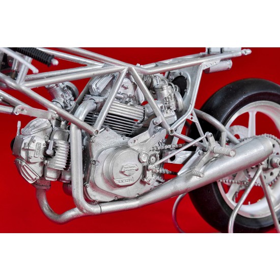 1/9 Ducati 750 TT1 1983 Multi-Material Full Detail Kit