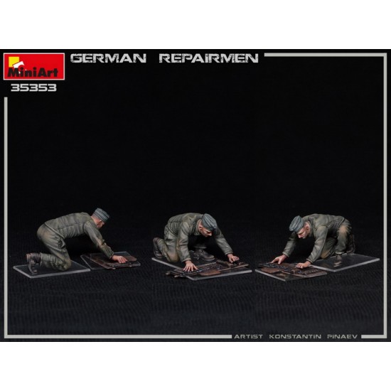 1/35 German Repairmen (2 figures w/tools)