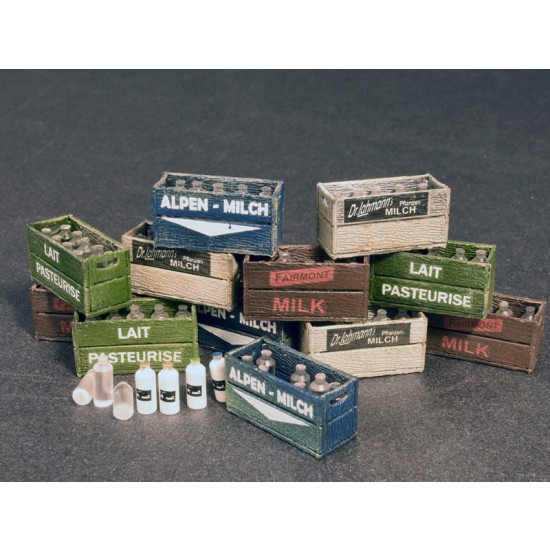 1/35 Milk Bottles and Wooden Crates