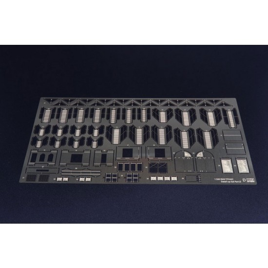 1/200 RMS Titanic Detail-up Deluxe Pack for Trumpeter kits 1/200 RMS Titanic Detail-up Deluxe Pack for Trumpeter kits
